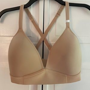 Aerie wireless racerback tshirt bra